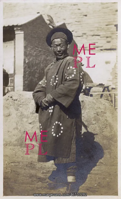  : Tibetan Man in traditional costume