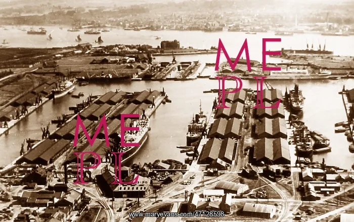  : Tilbury Docks, London
