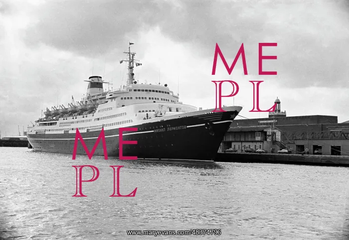 : Tilbury port in London : Tilbury port in London