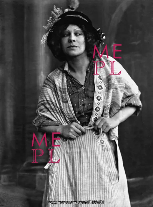 : Tilla Durieux in Pygmalion, 1919 : Tilla Durieux in Pygmalion, 1919