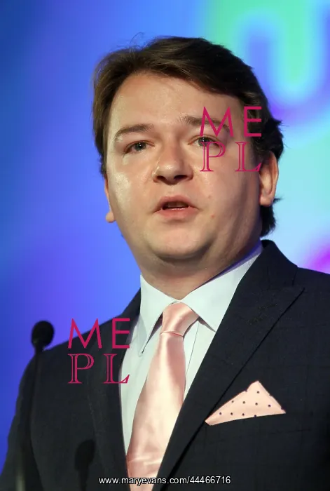 : Tim Aker Mep : Tim Aker Mep