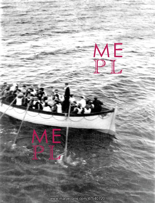  : Titanic lifeboat