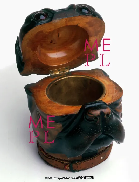  : TOBACCO HOLDER