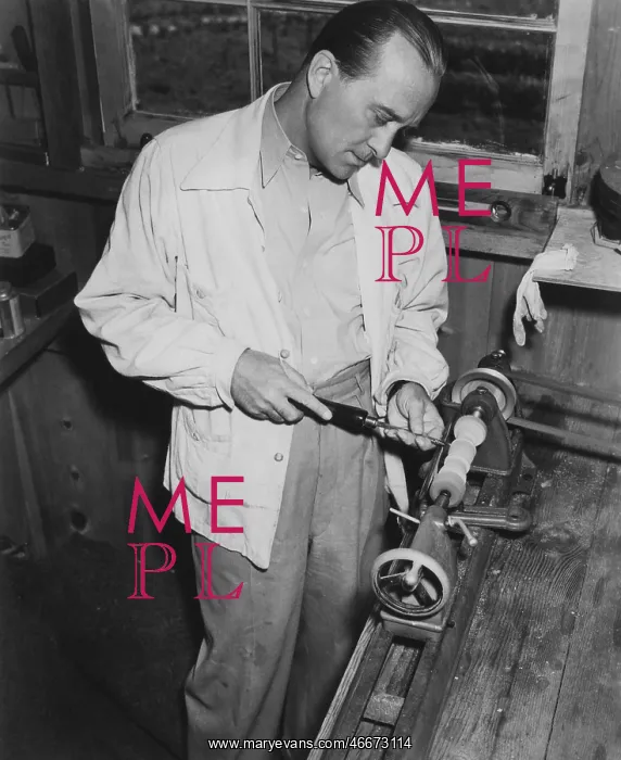 : Toiling in workshop : Toiling in workshop