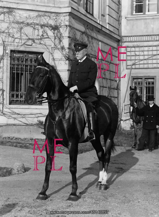 : Tomas Masaryk on horseback : Tomas Masaryk on horseback