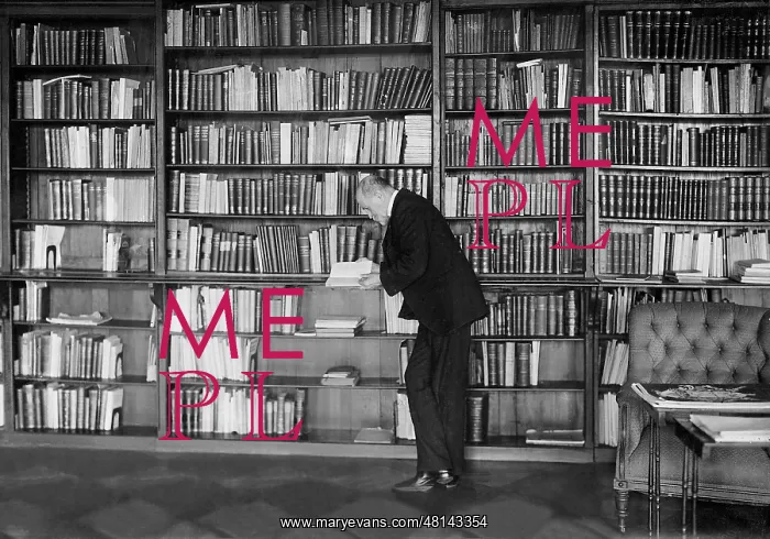: Tomas Masaryk in his library : Tomas Masaryk in his library