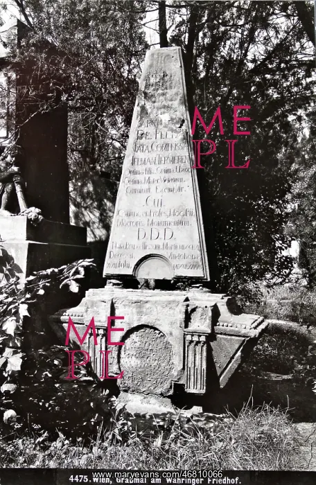 : Tomb at Wahring cemetery : Tomb at Wahring cemetery
