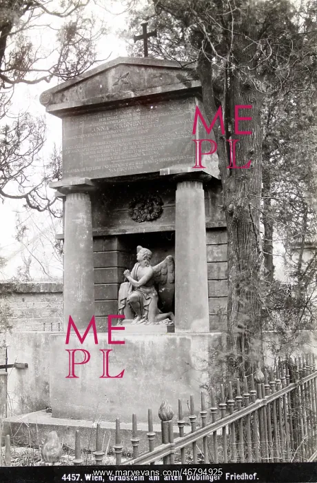 : Tombstone at the old Dobling cemetery : Tombstone at the old Dobling cemetery