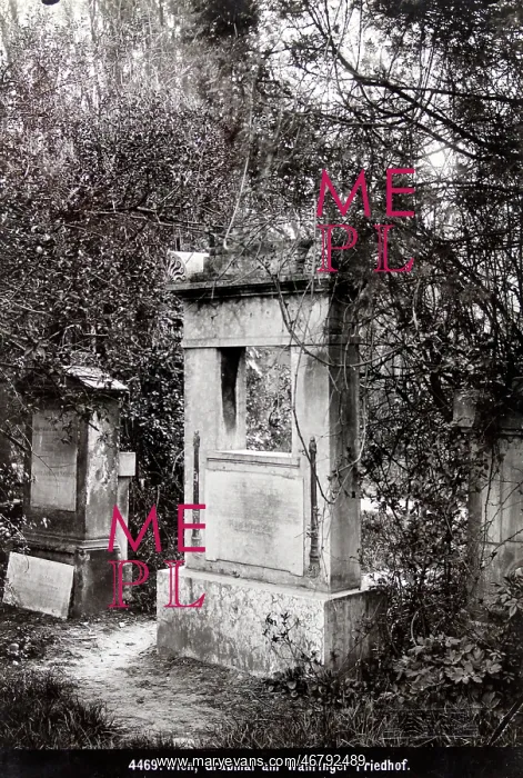 : Tombstones at Wahring cemetery : Tombstones at Wahring cemetery
