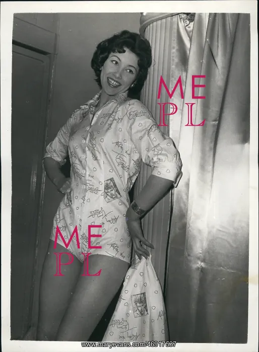 : Tommy Steele outfit designed by Teddy Tinling : Tommy Steele outfit designed by Teddy Tinling