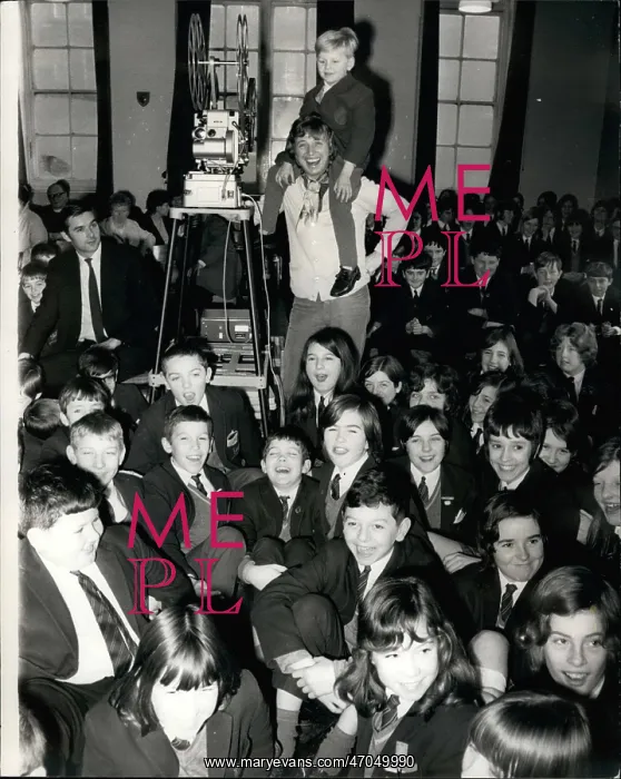 : Tommy Steele visits his old school for BBC programme : Tommy Steele visits his old school for BBC programme