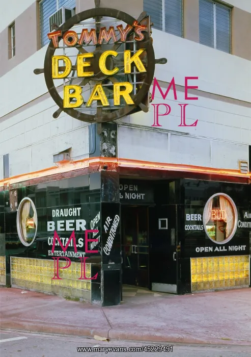 : Tommy's Deck Bar, photograph by Walter Smalling, ? : Tommy's Deck Bar, photograph by Walter Smalling, ?