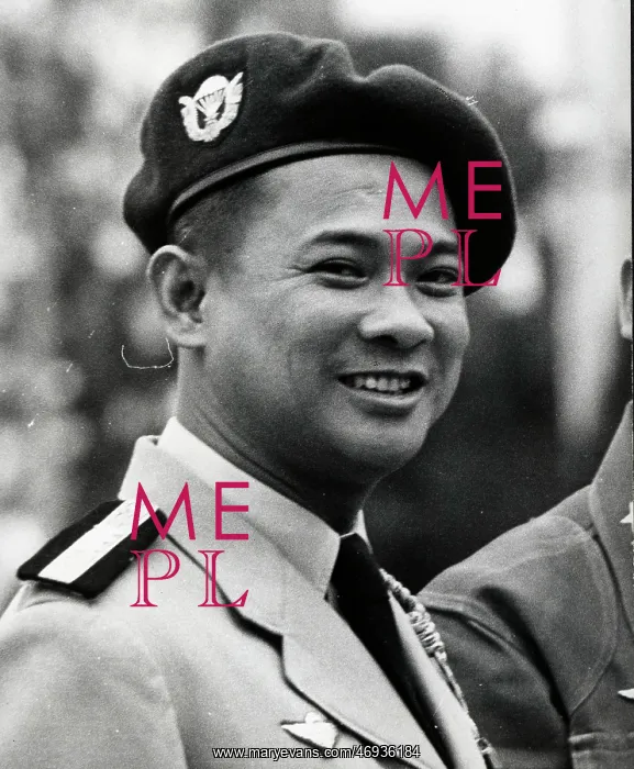  : Ton That Dinh