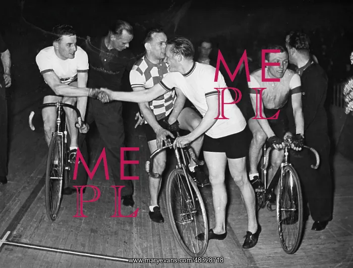 : Toni Merkens, 1937 : Toni Merkens, 1937