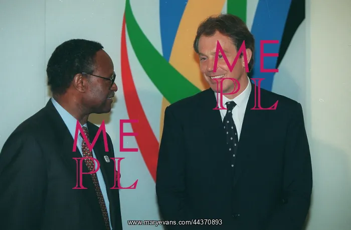 : Tony Blair & Emeka Anyoaku : Tony Blair & Emeka Anyoaku