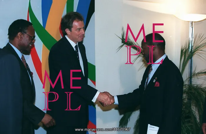  : Tony Blair Greets Denzil