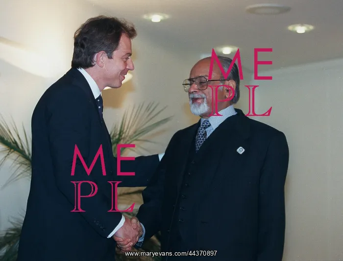 : Tony Blair Greets Inder Kumar : Tony Blair Greets Inder Kumar