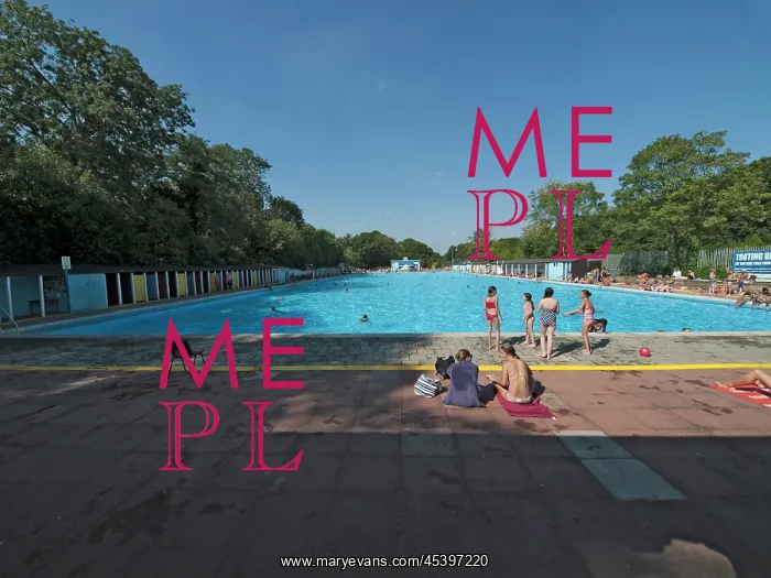 : Tooting Bec Lido, Tooting Bec Road, Streatham, London : Tooting Bec Lido, Tooting Bec Road, Streatham, London