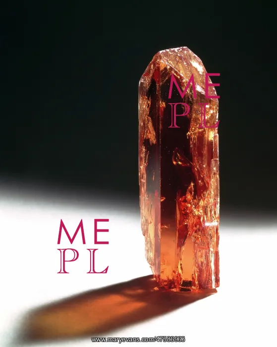 : Topaz crystal : Topaz crystal