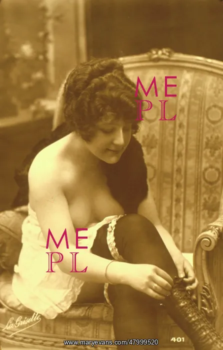: Topless model posing in a sexy glamour pose : Topless model posing in a sexy glamour pose