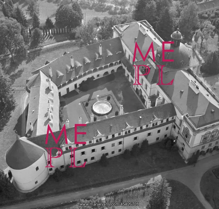 : Topolcianky Castle : Topolcianky Castle