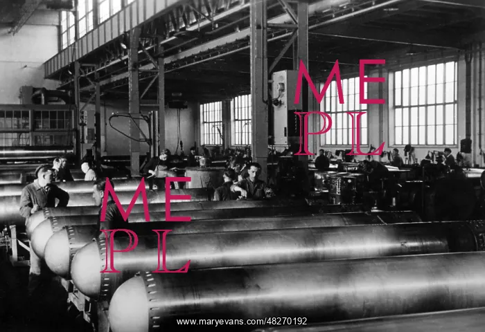 : Torpedo workshop in the Second World War, 1942 : Torpedo workshop in the Second World War, 1942