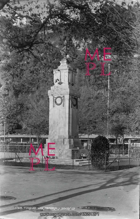  : Torquay War Memorial