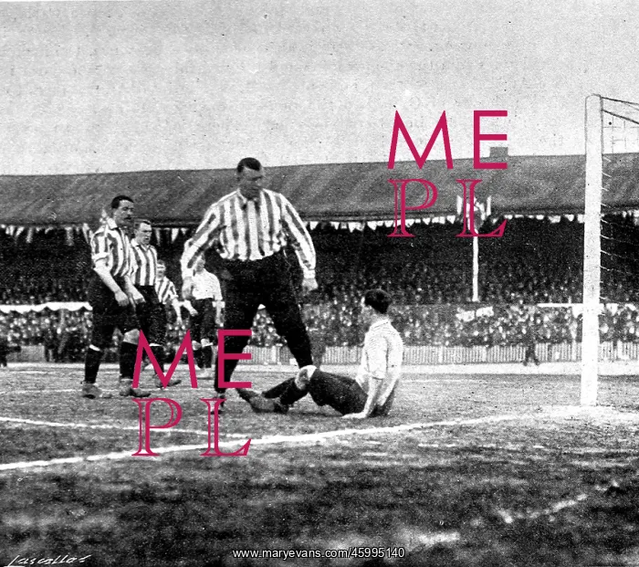 : Tottenham Hotspur vs. Sheffield United, F.A. Cup Final, 1901 : Tottenham Hotspur vs. Sheffield United, F.A. Cup Final, 1901