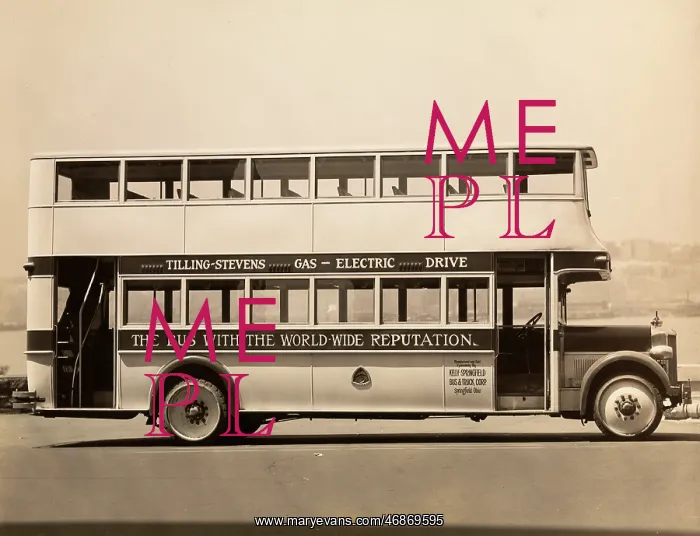 : Tour bus, 1920s : Tour bus, 1920s
