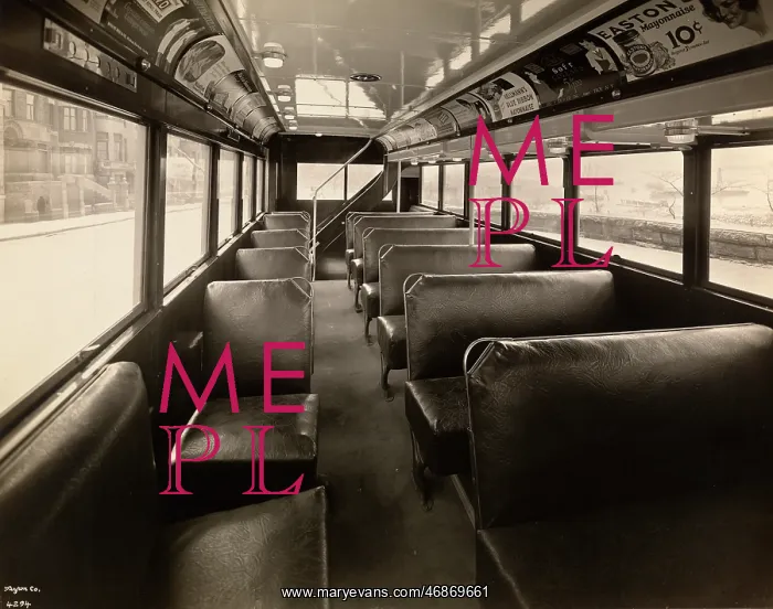 : Tour bus, 1920s : Tour bus, 1920s
