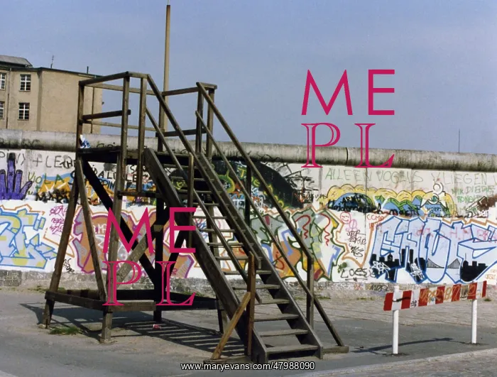 : Tourist Platform at the Berlin Wall : Tourist Platform at the Berlin Wall