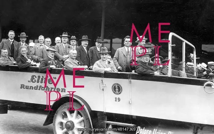 : Tourists in Berlin, 1926 : Tourists in Berlin, 1926