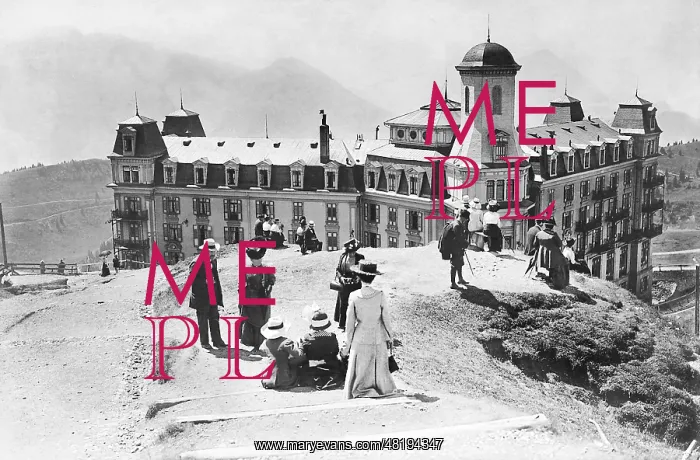 : Tourists on the Rigi, 1911 : Tourists on the Rigi, 1911
