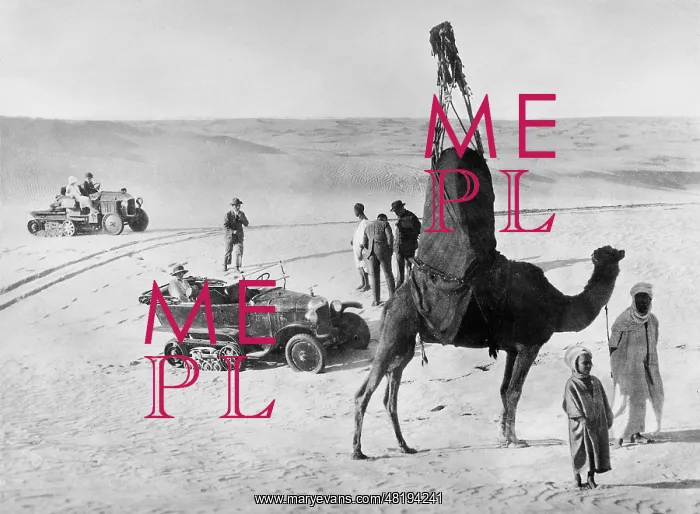 : Tourists in the Sahara, 1928 : Tourists in the Sahara, 1928
