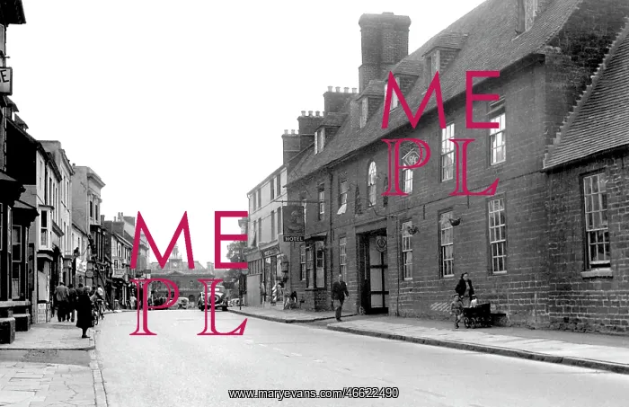  : Towcester, Watling Street c1955