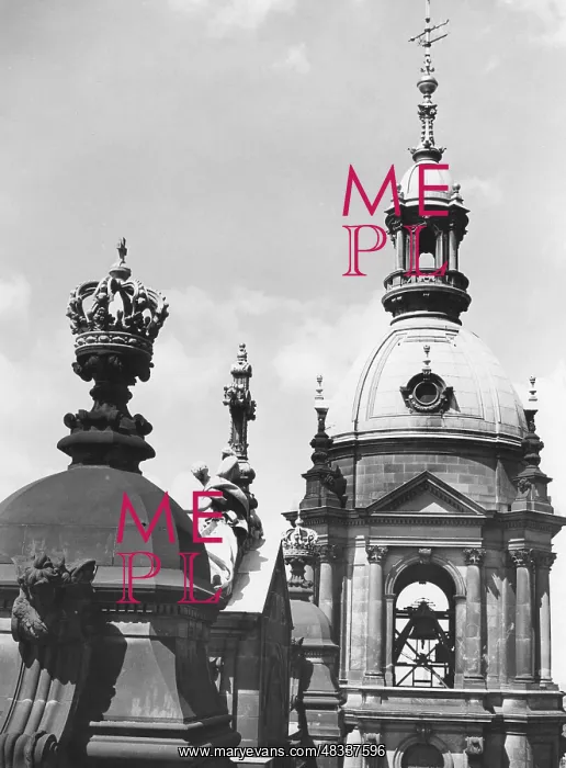 : Side tower of the Berlin Cathedral, 1933 : Side tower of the Berlin Cathedral, 1933