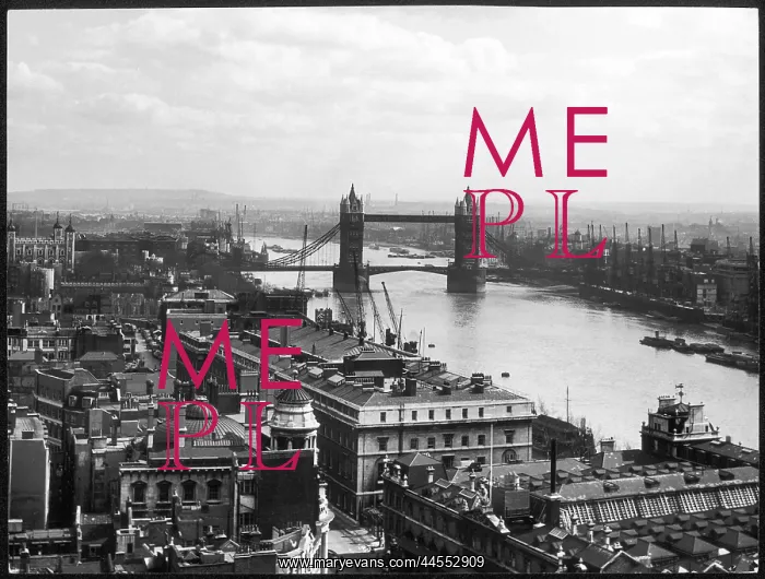 : TOWER BRIDGE : TOWER BRIDGE