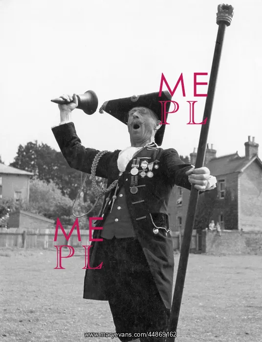  : TOWN CRIER