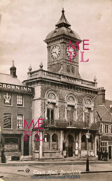 : Town Hall, Dunstable, Bedfordshire : Town Hall, Dunstable, Bedfordshire