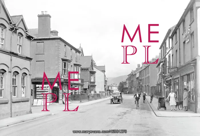  : Towyn, High Street 1930