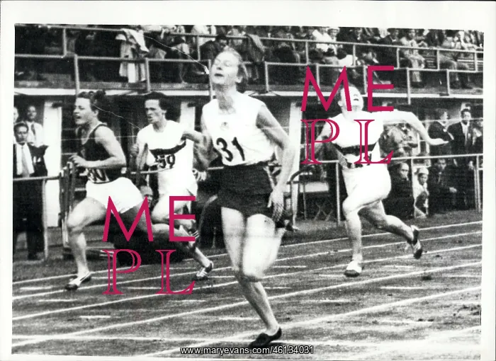: Track And Field - Decathlon - Javelin : Track And Field - Decathlon - Javelin