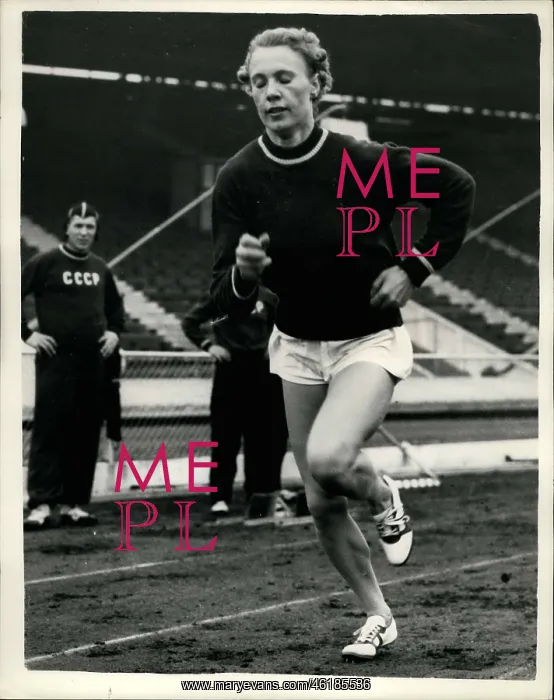 : Track And Field - Decathlon - Javelin : Track And Field - Decathlon - Javelin