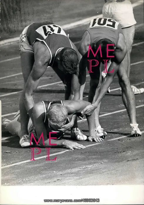 : Track And Field - Decathlon - Javelin : Track And Field - Decathlon - Javelin