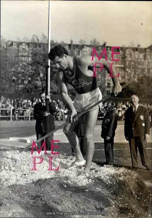 : Track And Field - Decathlon - Javelin : Track And Field - Decathlon - Javelin