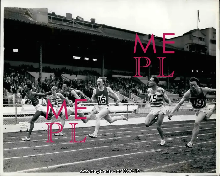 : Track And Field - Decathlon - Javelin : Track And Field - Decathlon - Javelin