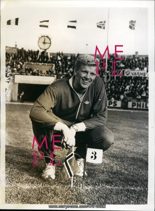 : Track And Field - Decathlon - Javelin : Track And Field - Decathlon - Javelin