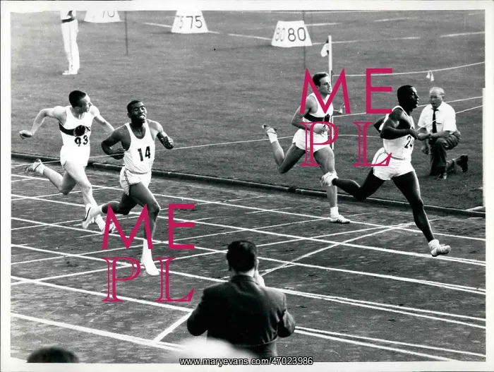 : Track And Field - Decathlon - Javelin : Track And Field - Decathlon - Javelin