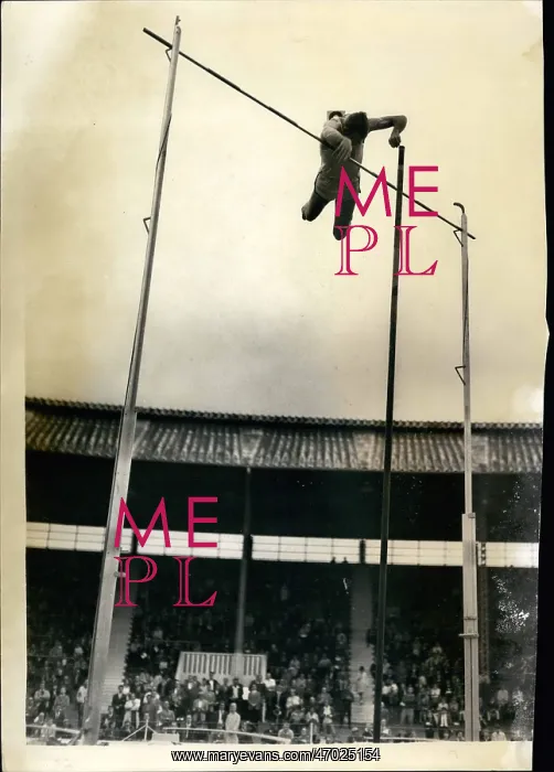 : Track And Field - Decathlon - Javelin : Track And Field - Decathlon - Javelin