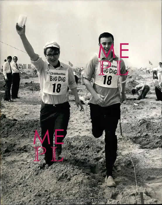 : Track And Field - Decathlon - Javelin : Track And Field - Decathlon - Javelin