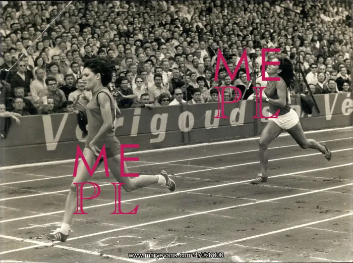 : Track And Field - Decathlon - Javelin : Track And Field - Decathlon - Javelin